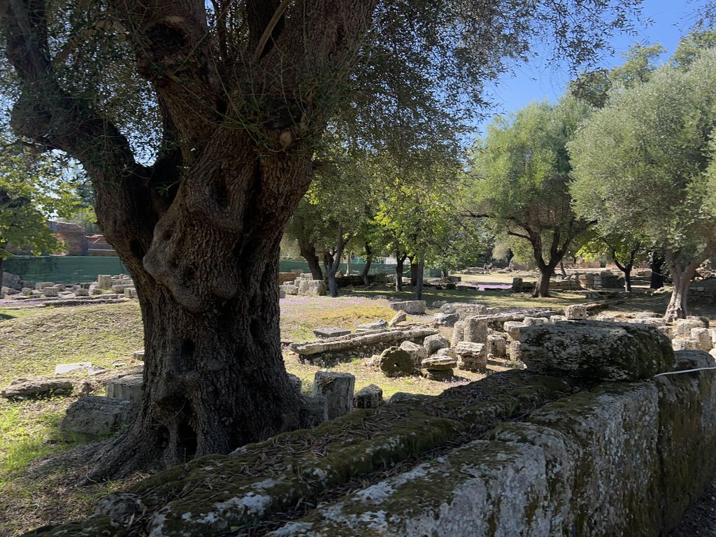 Ηρώον