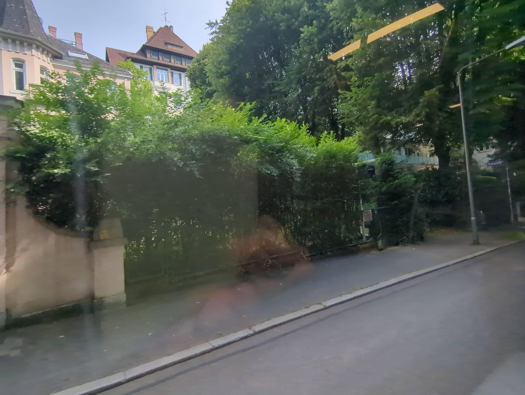 Splitterschutzzelle Brahmsweg