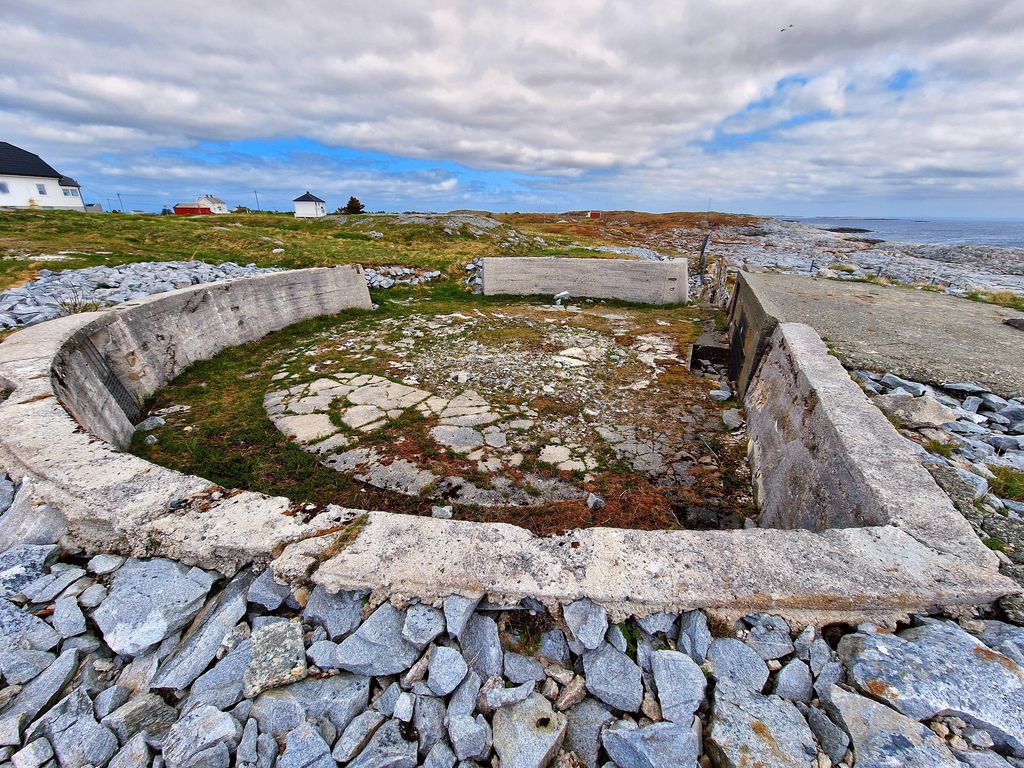 Titran fort